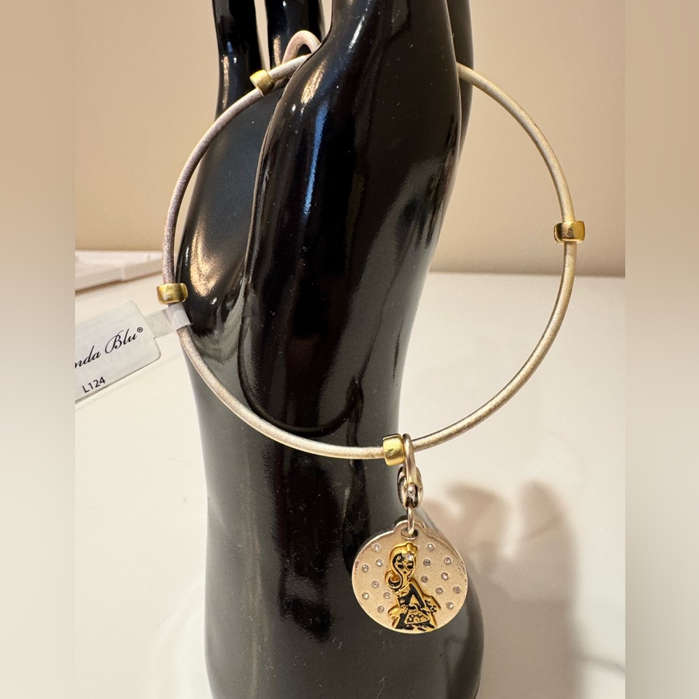 5 for $30 NWT! AMANDA BLU Shopping Charm Bracelet
